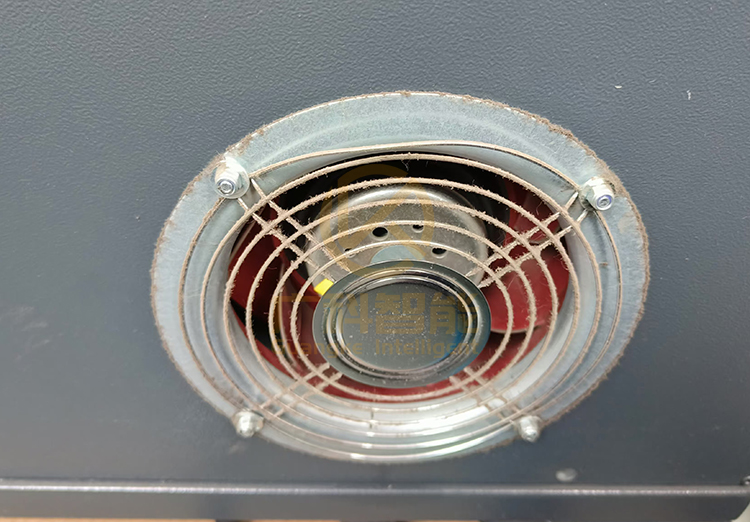 庫卡C4控制柜背部風(fēng)扇00-176-743 庫卡C4控制柜背部風(fēng)扇00-176-743